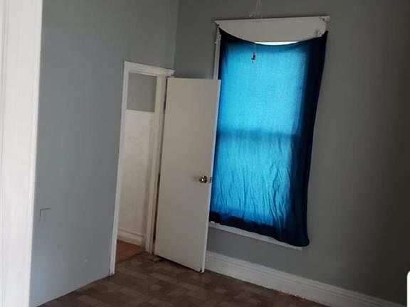4th image of 5704 Scarritt Ave