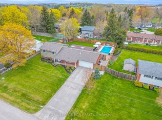 17 Cummings Rd, Bradford West Gwillimbury, ON L3Z3K4
