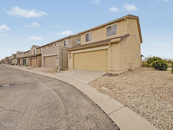2nd image of 10675 E Singing Canyon Dr