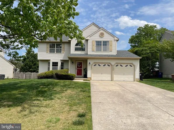 102 Springcress Dr, Delran, NJ 08075