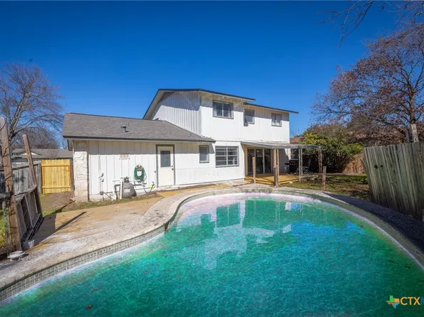 6718 Lake Glen St, San Antonio, TX 78244