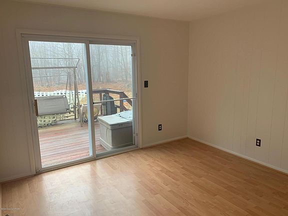 4th image of 1022 Knollwood Dr