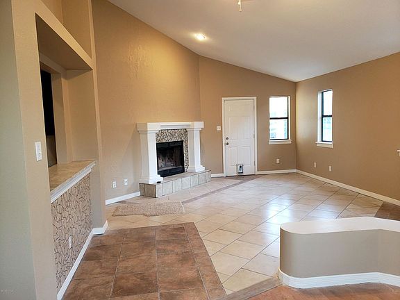 2nd image of 3805 Jade Ave
