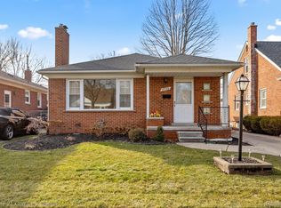 8936 Becker Ave, Allen Park, MI 48101