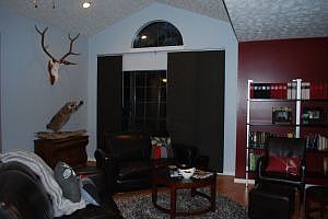 3rd image of 1811 Mayfair Ln