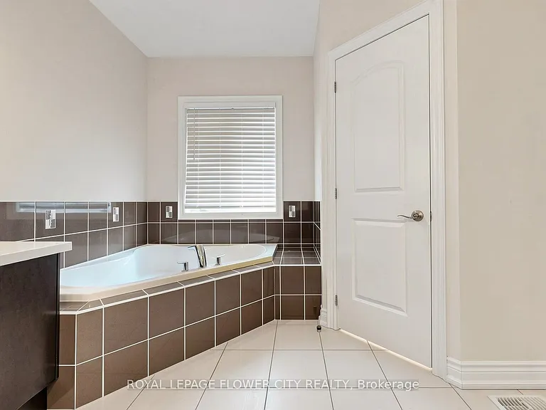 12 Paradise Valley Trl — Photo 38