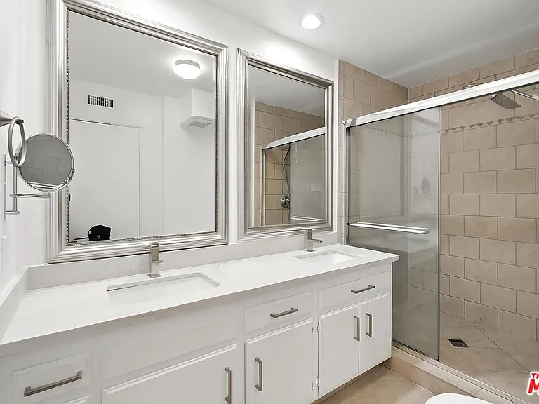 1230 Princeton St #3 — Photo 6