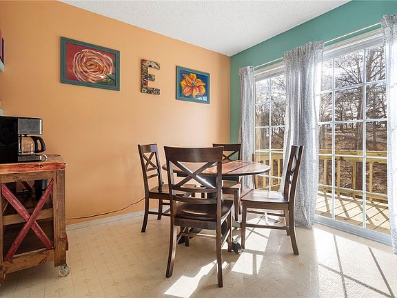 4th image of 10035 Beaver Ln