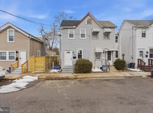 923 Ridgeway St, Gloucester City, NJ 08030