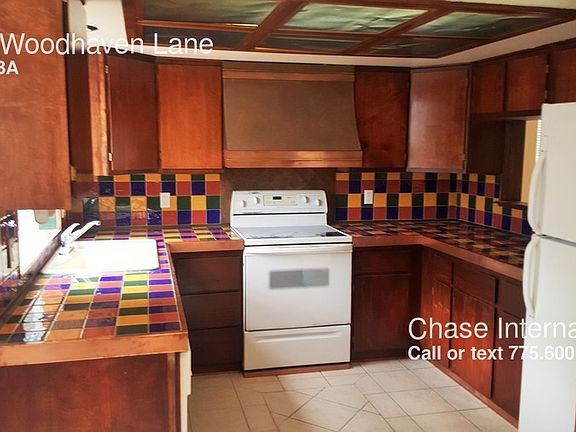 3rd image of 2065 Woodhaven Ln