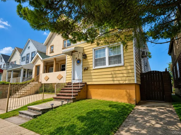 34 Simonson Place, Staten Island, NY 10302