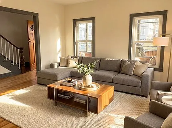 11 Wabash Ave, Worcester, MA 01604