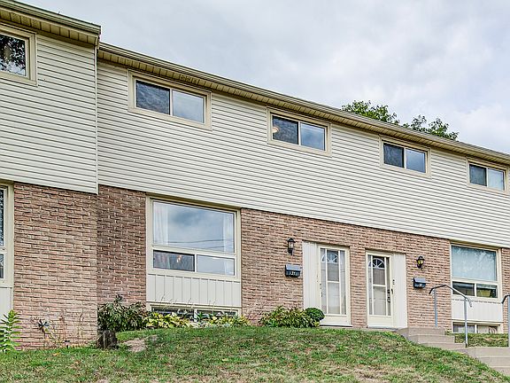 5th image of 165 Green Valley Dr #31