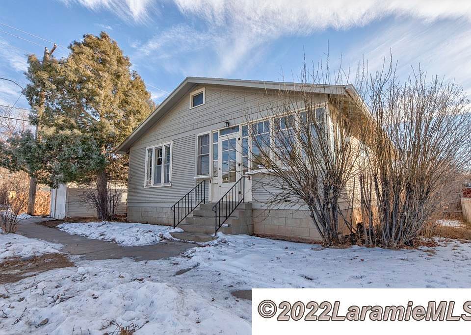 1st image of 808 Sheridan St