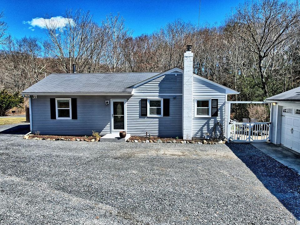 1660 Jackson Corners Rd Red Hook NY 12571 Apartments for Rent Zillow