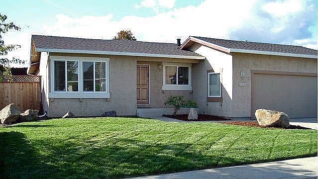 1st image of 909 Pellegrini St