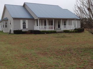 477 Fishing Club Rd, Hortense, GA 31543