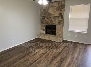 1407D Courtney Pl, Cleburne, TX 76033