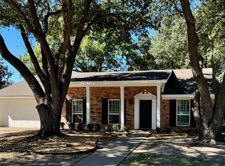 1116 Willowcreek Rd, Cleburne, TX 76033