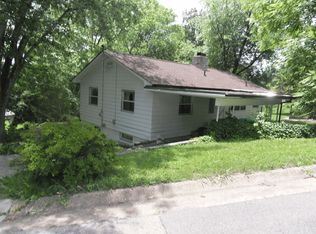 107 Cahill Ln, Oak Ridge, TN 37830