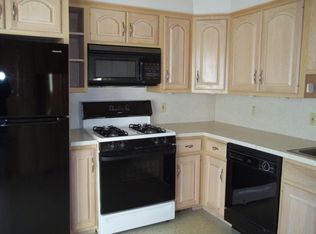 719 Stony Hill Rd, Wilbraham, MA 01095