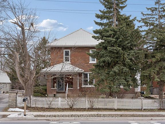 4th image of 89 Rose Glen Rd N