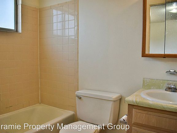 5th image of 702 Downey St #19