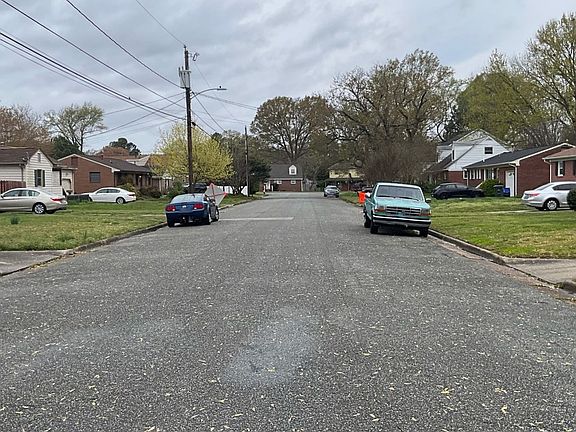 4th image of 88 Haviland Dr
