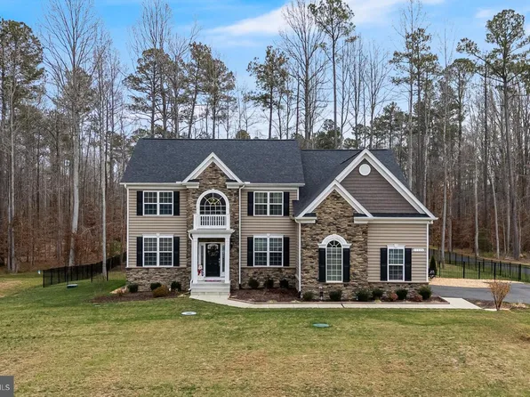 11026 Wisteria Ln, King George, VA 22485