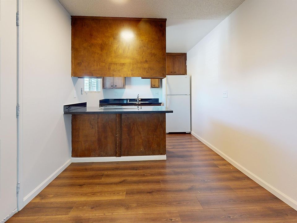 1st image of 425 Nelson Ave APT 16