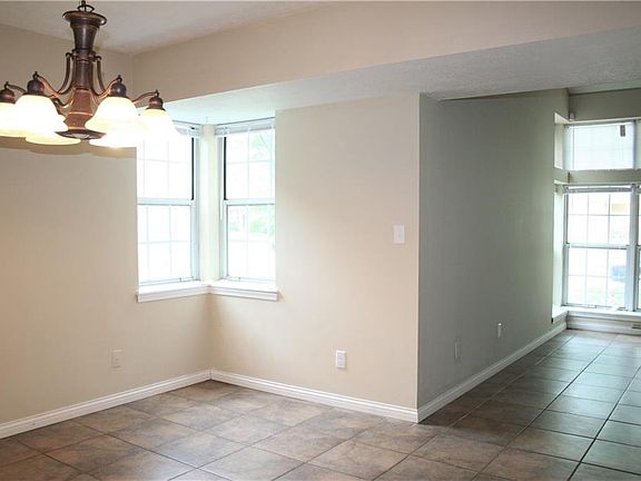 4th image of 1811 Shorter Dr