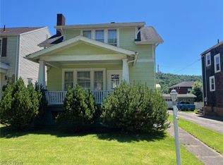 11 Maple St, Bridgeport, OH 43912