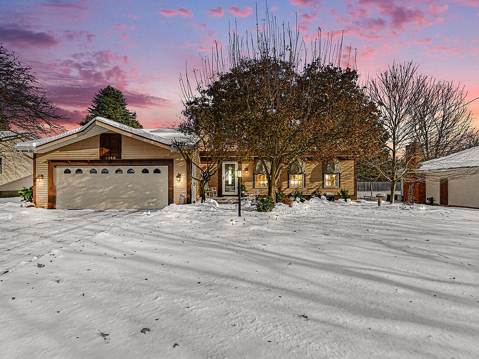 1st image of 2260 Elmridge Dr NW