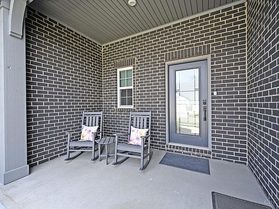 4th image of 5235 Greenview Ln
