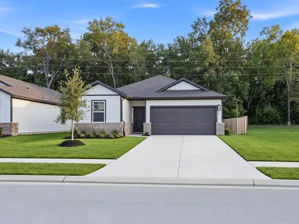 251 Rustic Alder Dr, Crosby, TX 77532