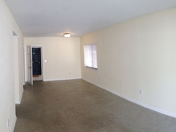 3rd image of 2817 W Horatio St APT 3