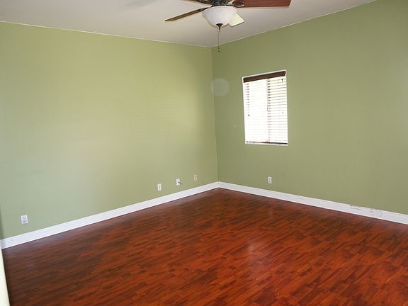 Master Bedroom w/ access to backyard