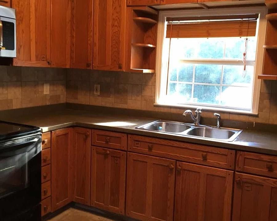 1st image of 207 McDonald Dr