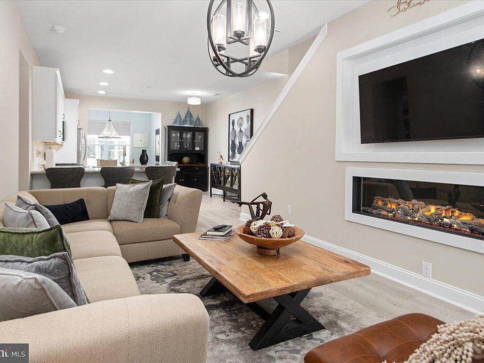 1st image of 34053 Ballycroy St #25