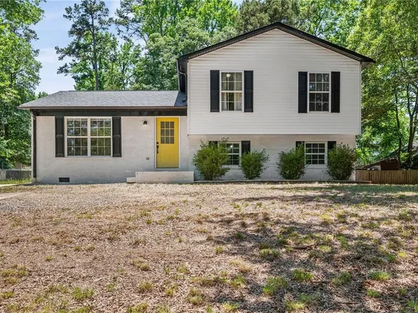 1111 W 5th Ave, Lexington, NC 27295