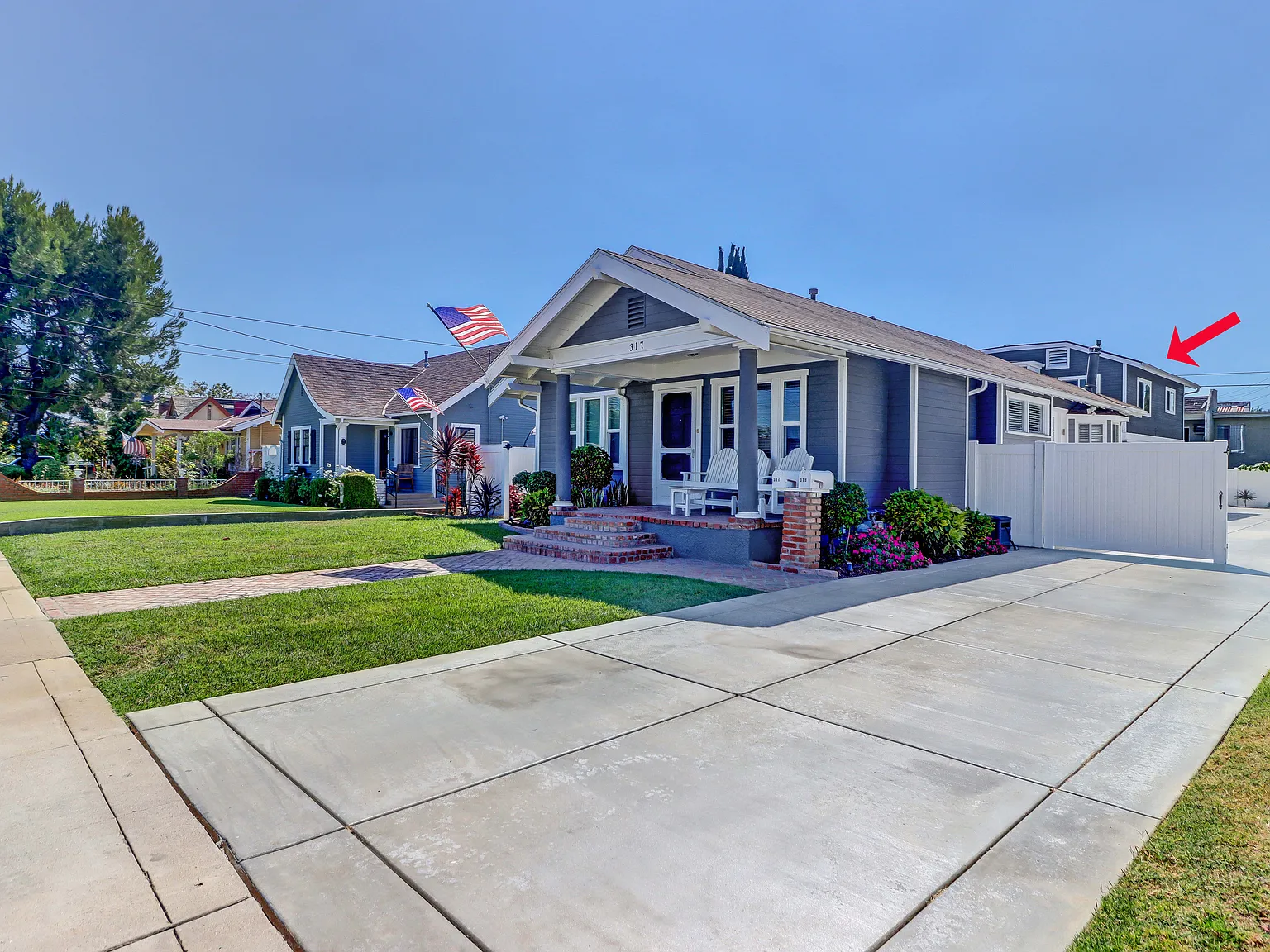 319 S Madrona Ave — Photo 2