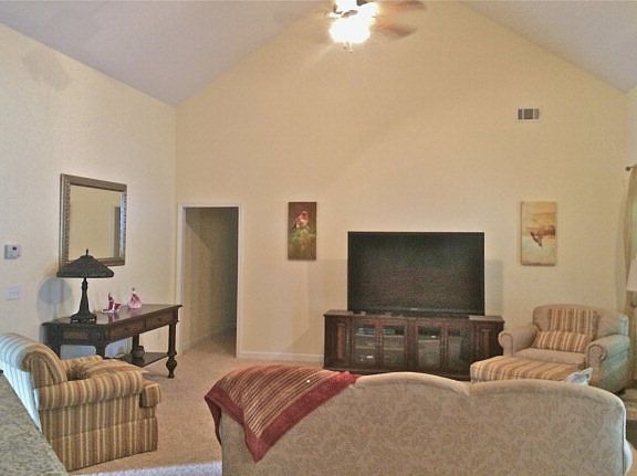 3rd image of 184 Blair Dr