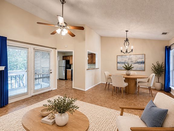 2nd image of 14277 Preston Rd APT 423
