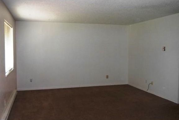 4th image of 1209 S Olympia Pl APT B
