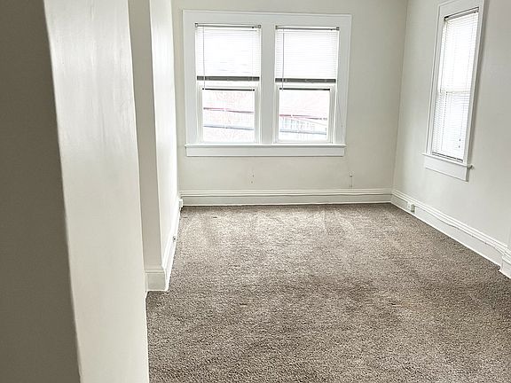 3rd image of 208 Ashford Ave #3