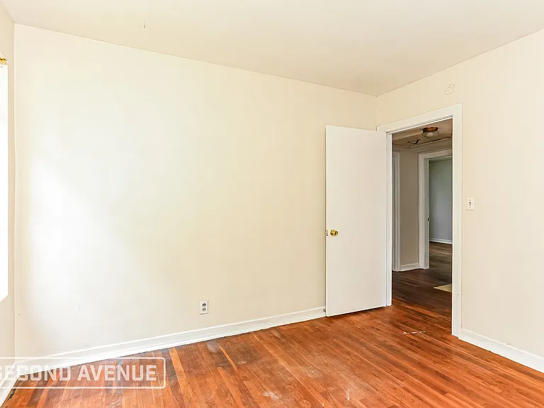 3302 College St — Photo 16