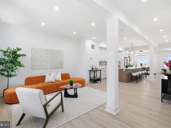 607 Otis Pl NW, Washington, DC 20010