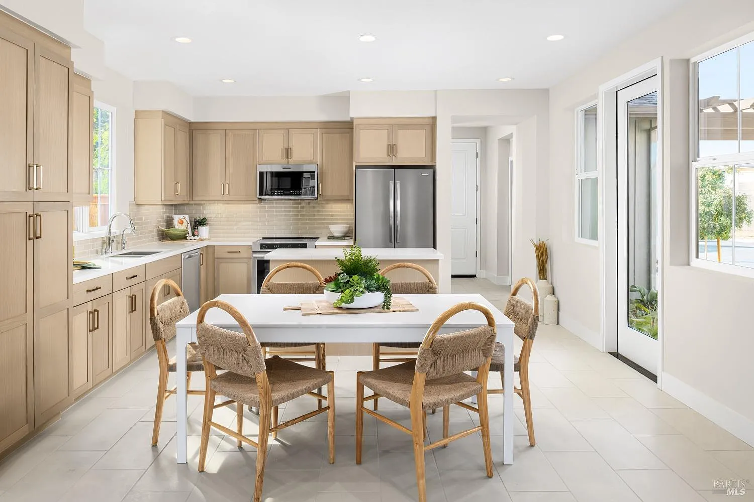 1534 Alegra Street - Photo 4