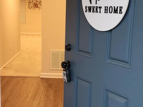 104 Commerce Center Dr, Sicklerville, NJ 08081