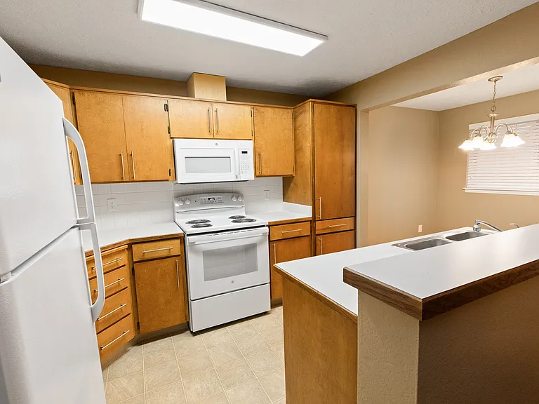 Graymayre Crossing Apartments — Photo 16